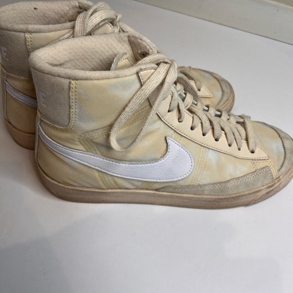 Nike | Blazer Mid Men\'s Yellow White Tie-Dye Nike ID main image 4